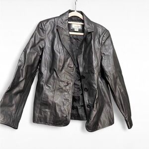 Black fitted leather jacket